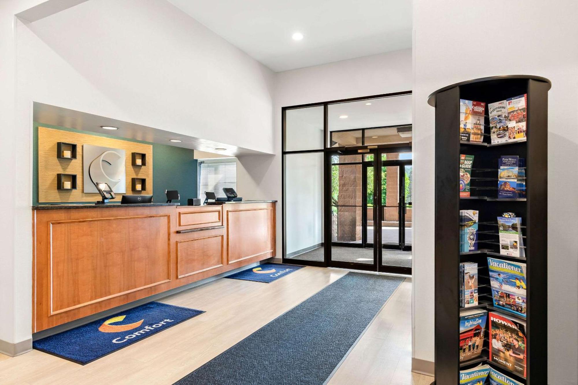 Comfort Inn Pocono Lakes Region Lake Ariel Екстер'єр фото