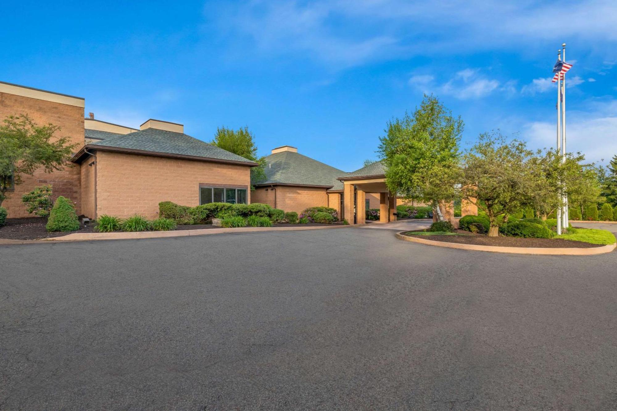 Comfort Inn Pocono Lakes Region Lake Ariel Екстер'єр фото