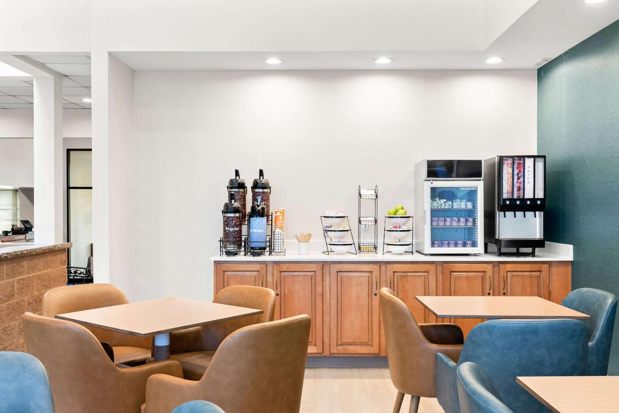 Comfort Inn Pocono Lakes Region Lake Ariel Екстер'єр фото